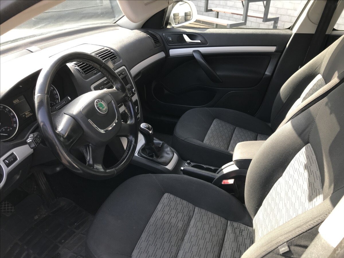 Škoda Octavia Kombi 2,0 l 103 kw