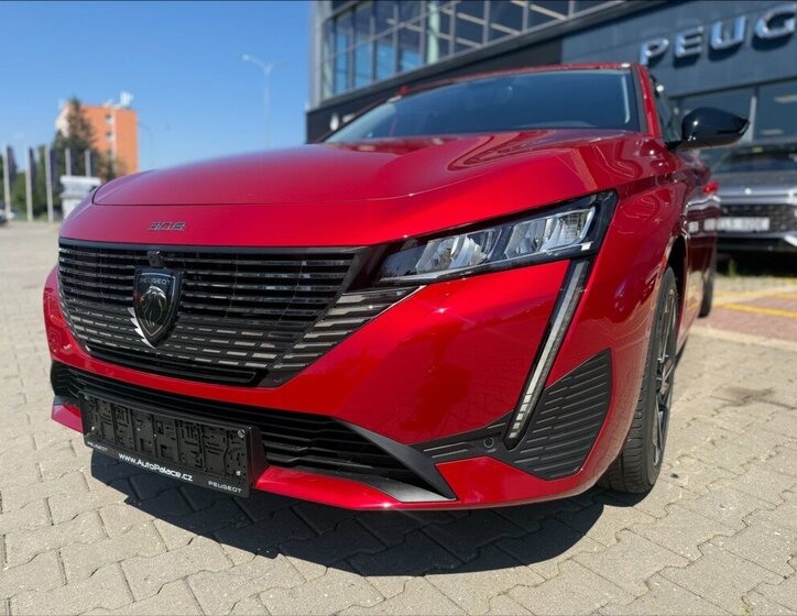 Peugeot 308 Kombi 1,2 l 107 kw