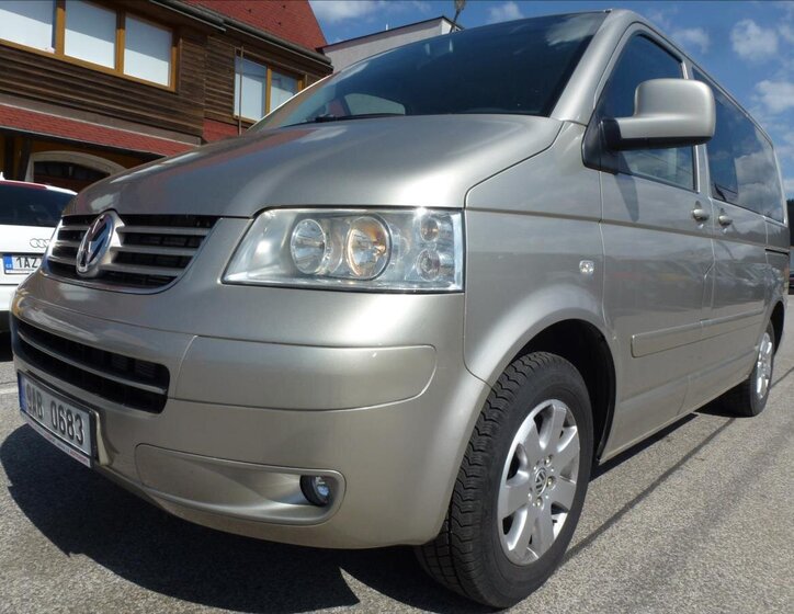 Volkswagen Multivan Kombi 2,5 l 128 kw