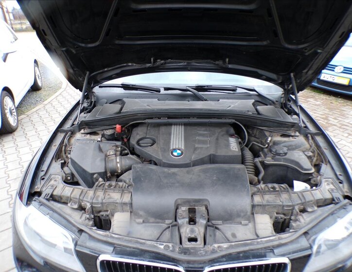 BMW Řada 1 Kombi 2,0 l 100 kw