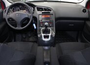 Peugeot 5008 MPV 1,6 l 88 kw