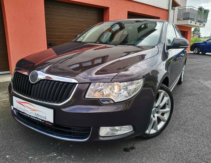 Škoda Superb Ostatní 1,8 l 118 kw