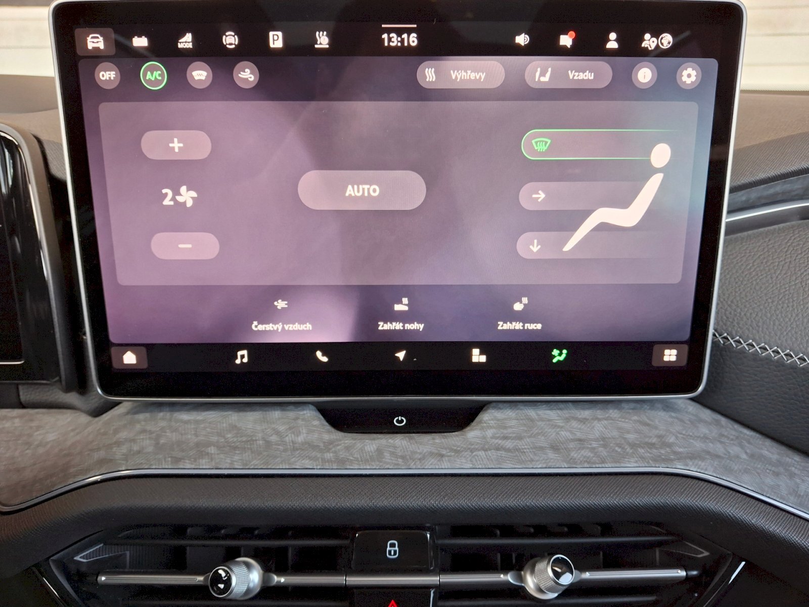 Škoda Kodiaq SUV / Terénní 1,5 l 150 kw