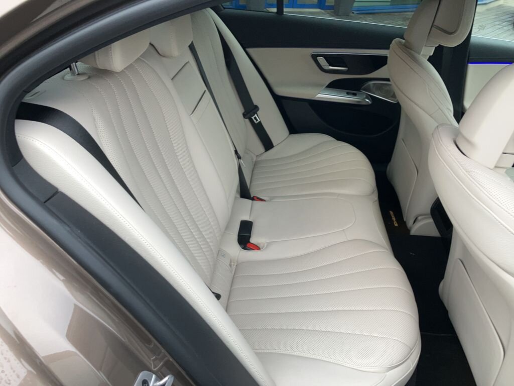 Mercedes-Benz Třídy E Sedan / Limuzína 2,0 l 290 kw