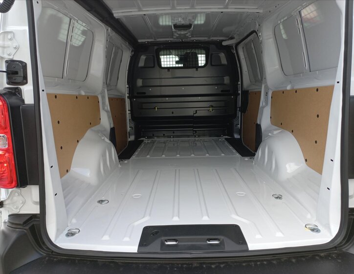 Toyota ProAce Skříň 2,0 l 106 kw