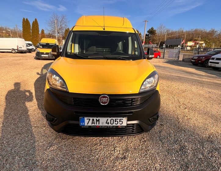 Fiat Dobló 9
