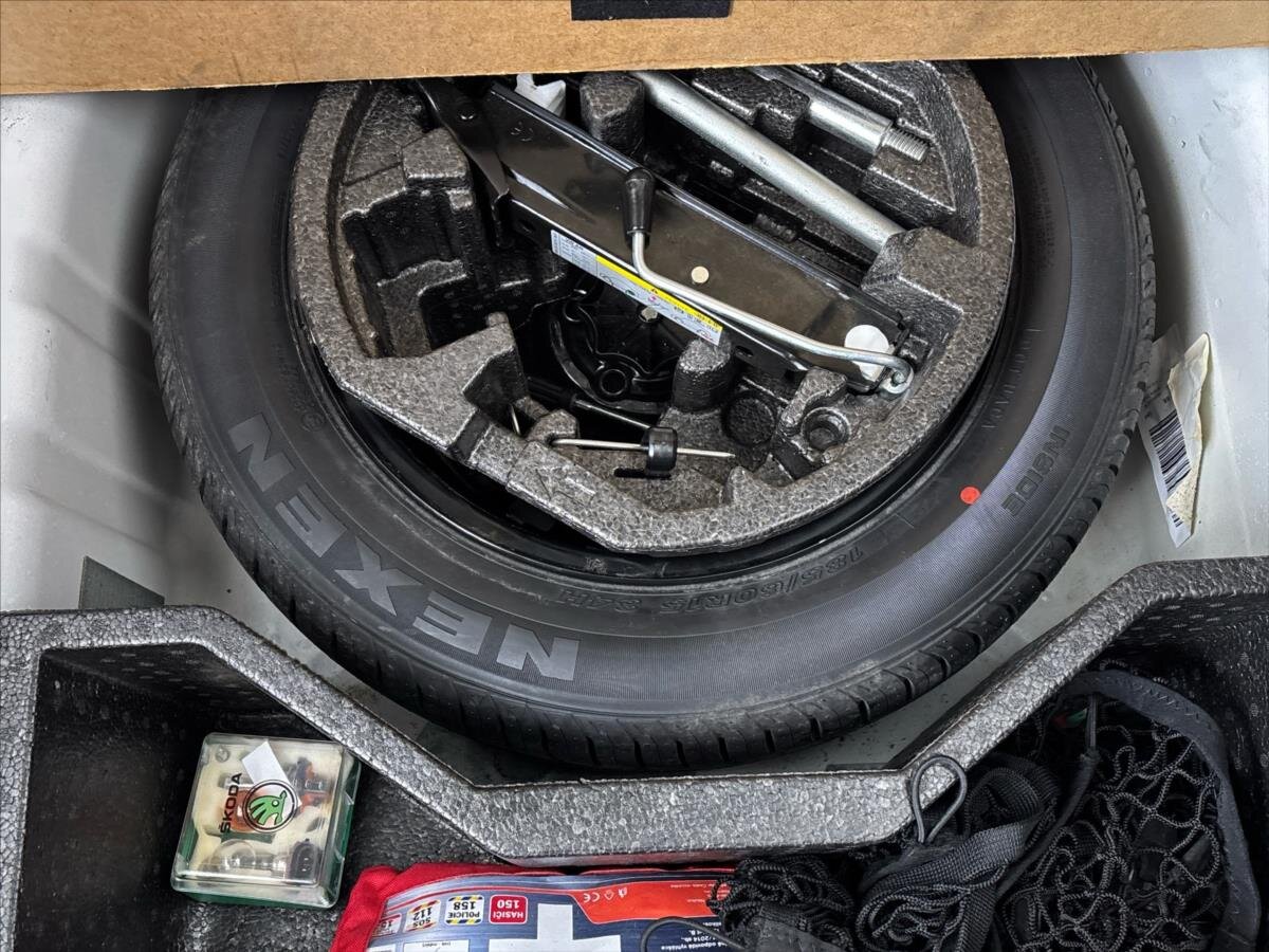 Škoda Rapid Liftback 1,2 l 63 kw