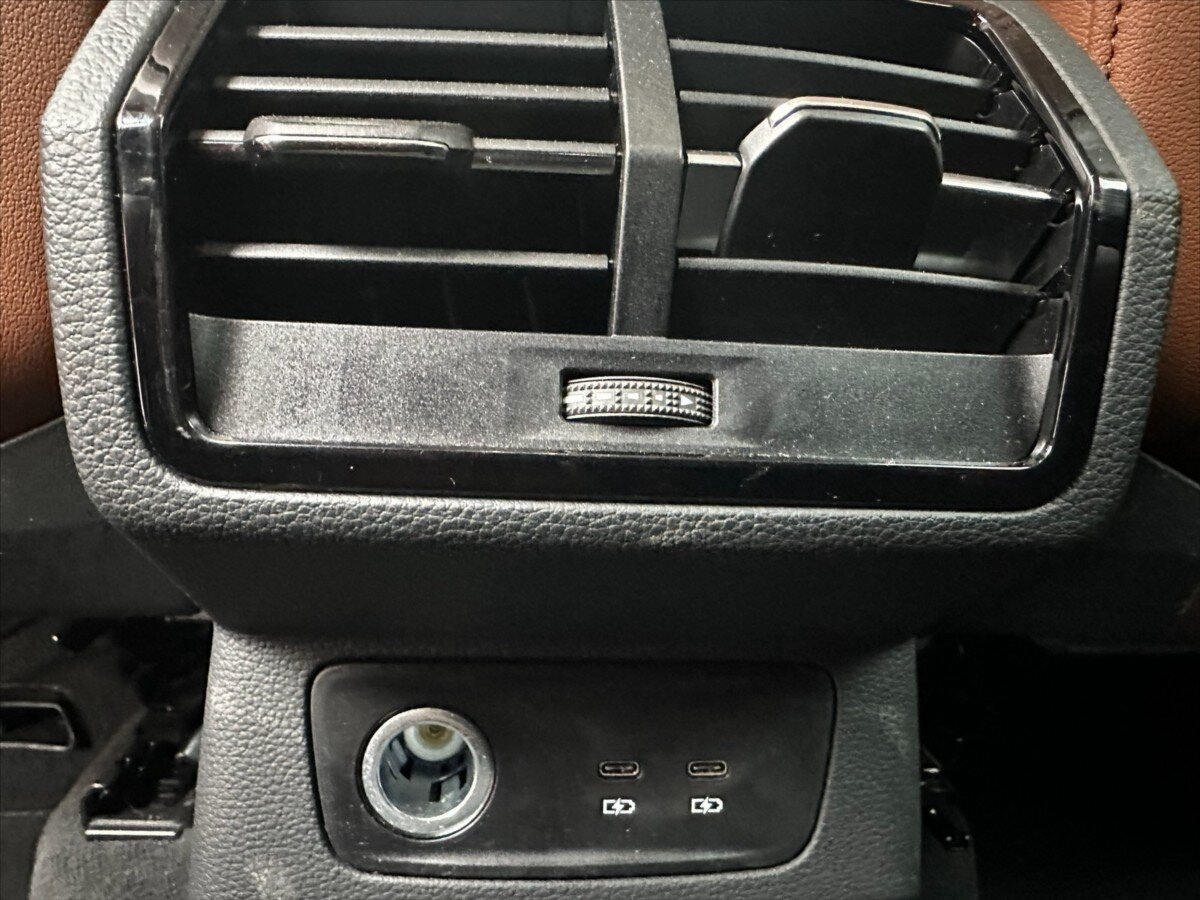 Audi Q3 Kombi 2,0 l 147 kw