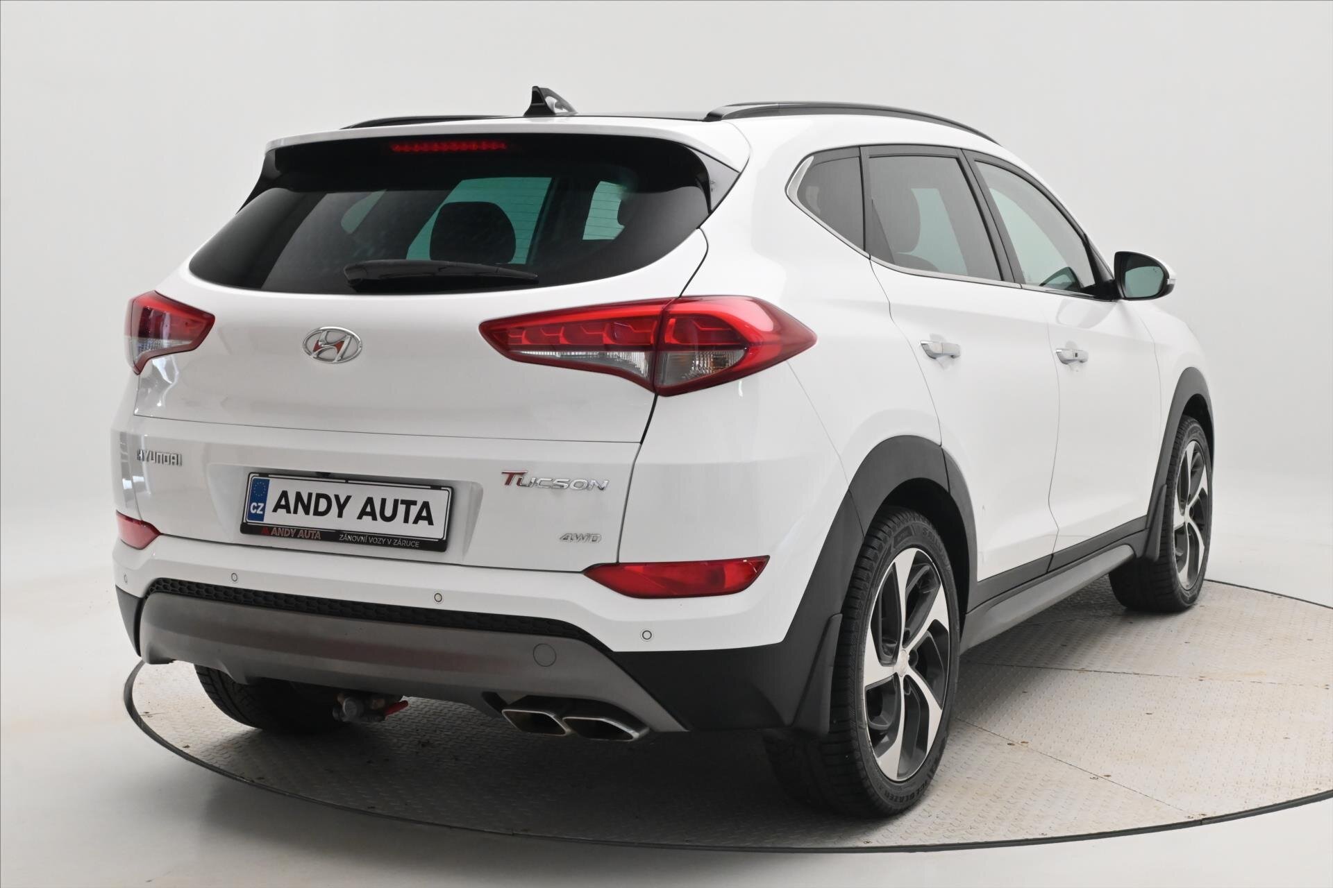 Hyundai Tucson SUV 2,0 l 100 kw