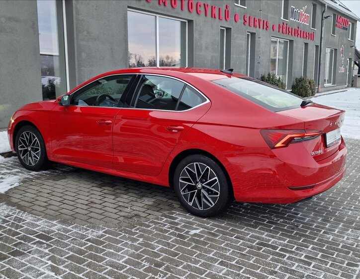 Škoda Octavia Sedan / Limuzína 1,5 l 110 kw