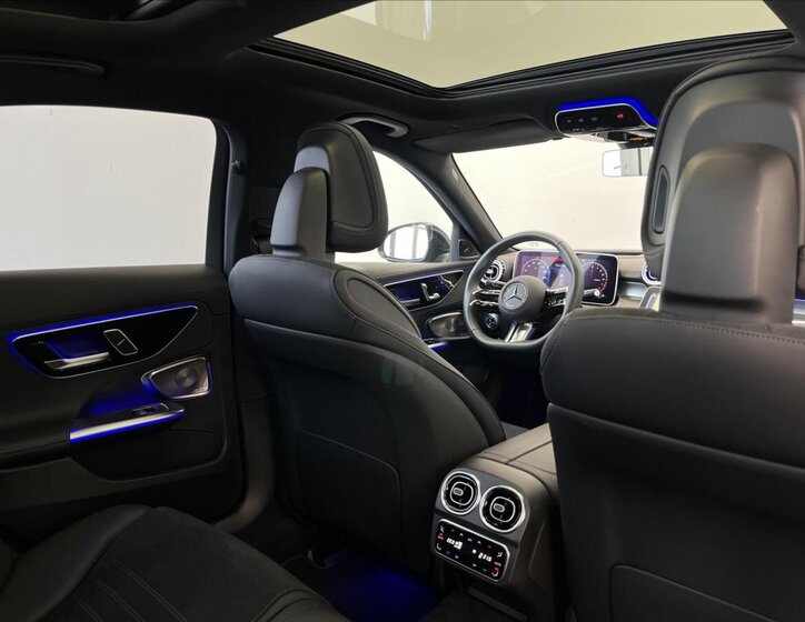 Mercedes-Benz Třídy C Sedan 2,0 l 145 kw