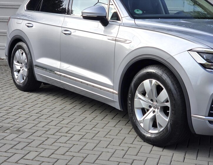 Volkswagen Touareg SUV / Terénní 3,0 l 210 kw