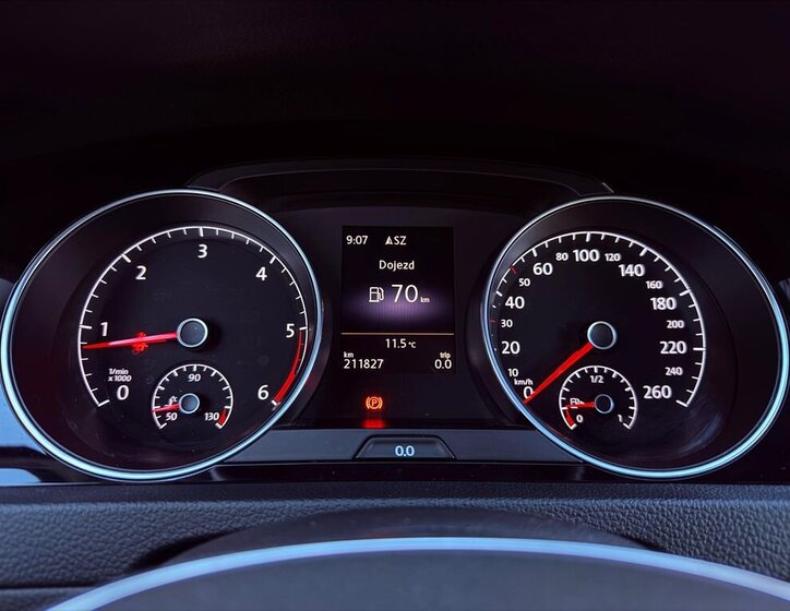 Volkswagen Golf Kombi 2,0 l 110 kw