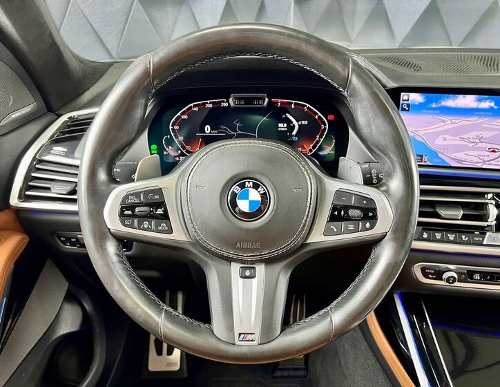 BMW X7 SUV / Terénní 3,0 l 250 kw