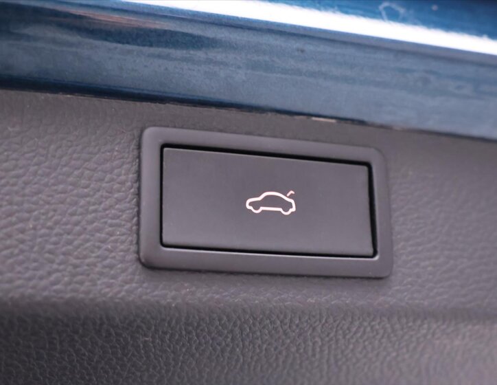 Škoda Karoq SUV 1,5 l 110 kw