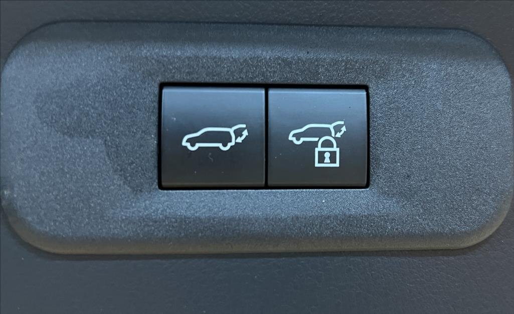 Lexus NX 350h SUV / Terénní 2,5 l 179 kw