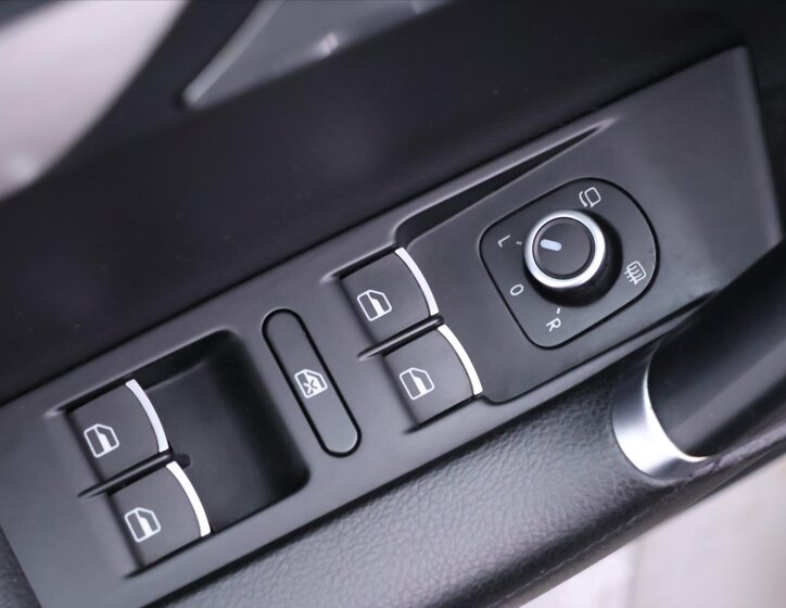 Volkswagen Passat Kombi 2,0 l 155 kw