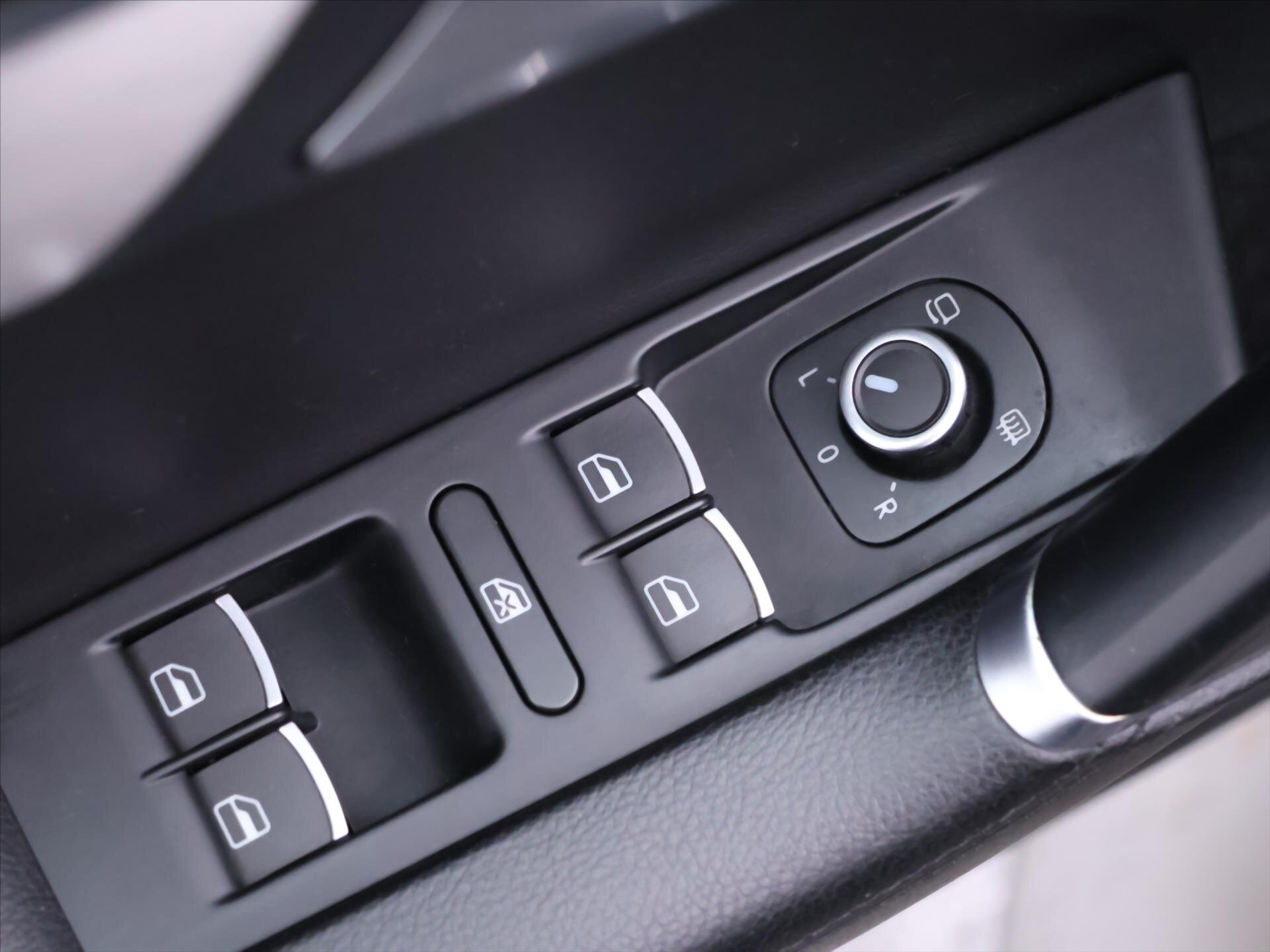 Volkswagen Passat Kombi 2,0 l 155 kw