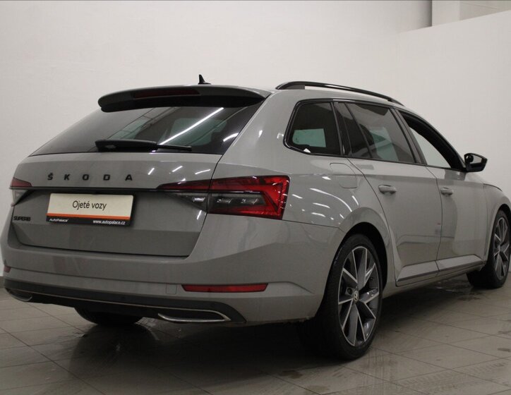 Škoda Superb Kombi 2,0 l 147 kw