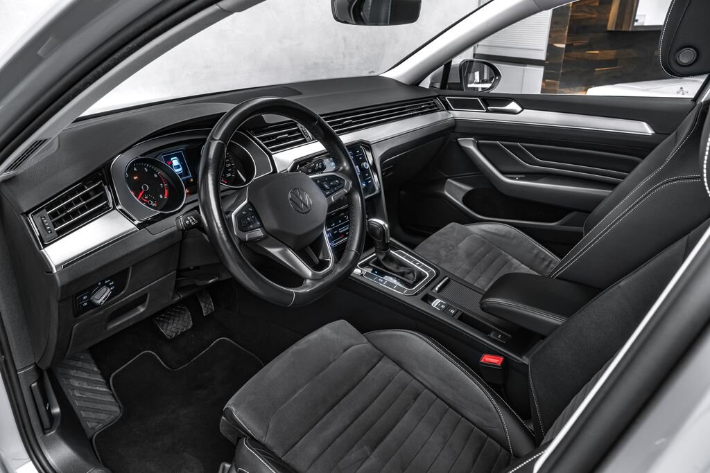 Volkswagen Passat Sedan 1,5 l 110 kw