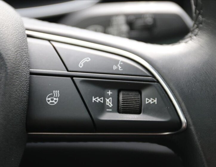 Audi Q3 SUV 2,3 l 137 kw