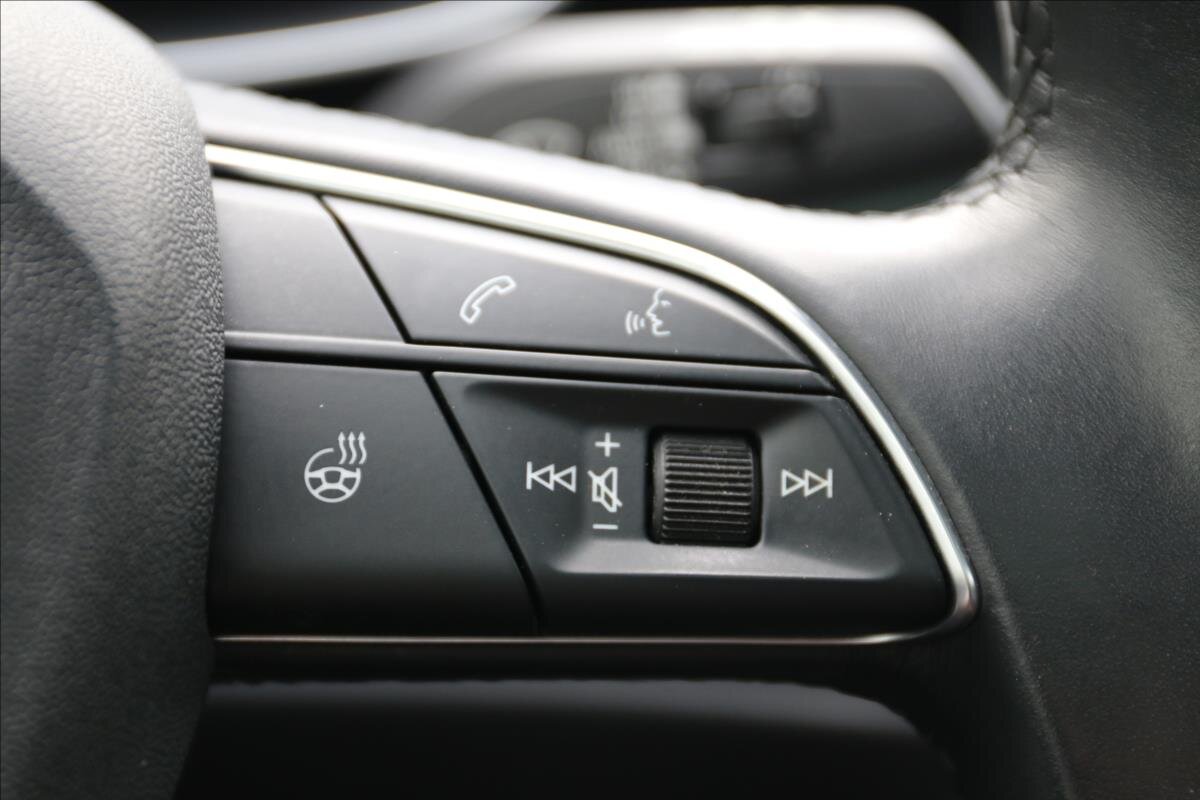 Audi Q3 SUV 2,3 l 137 kw