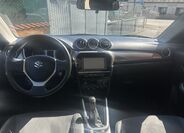Suzuki Vitara 10