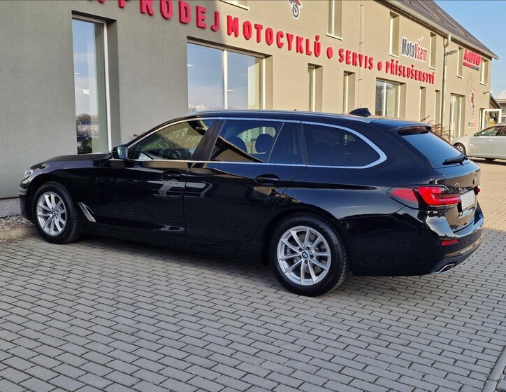 BMW Řada 5 7