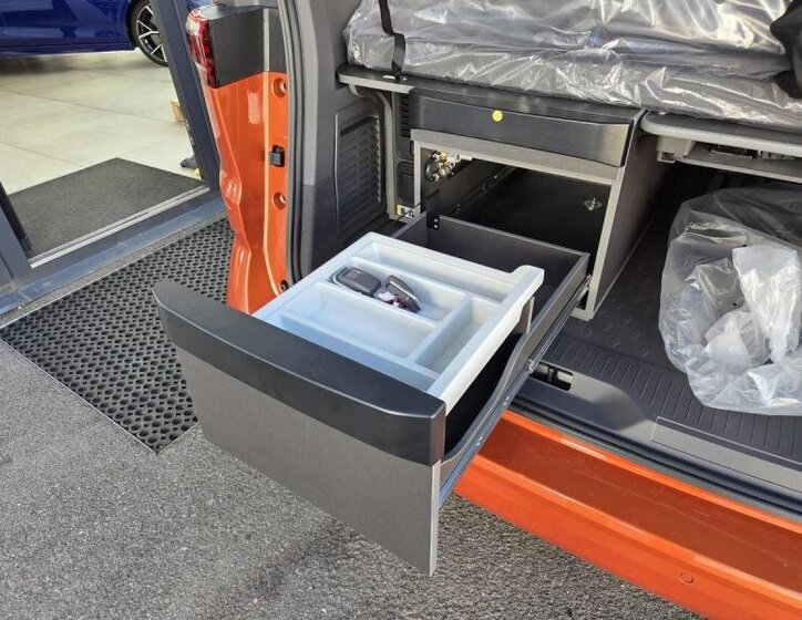 Volkswagen California VAN-Minibus 2,0 l 110 kw