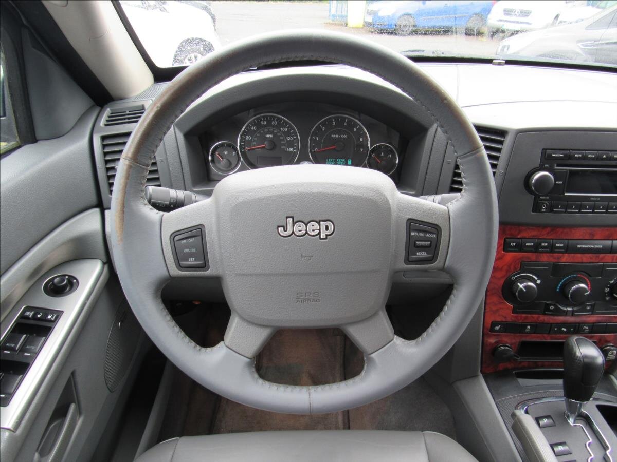 Jeep Grand Cherokee SUV 3,7 l 148 kw