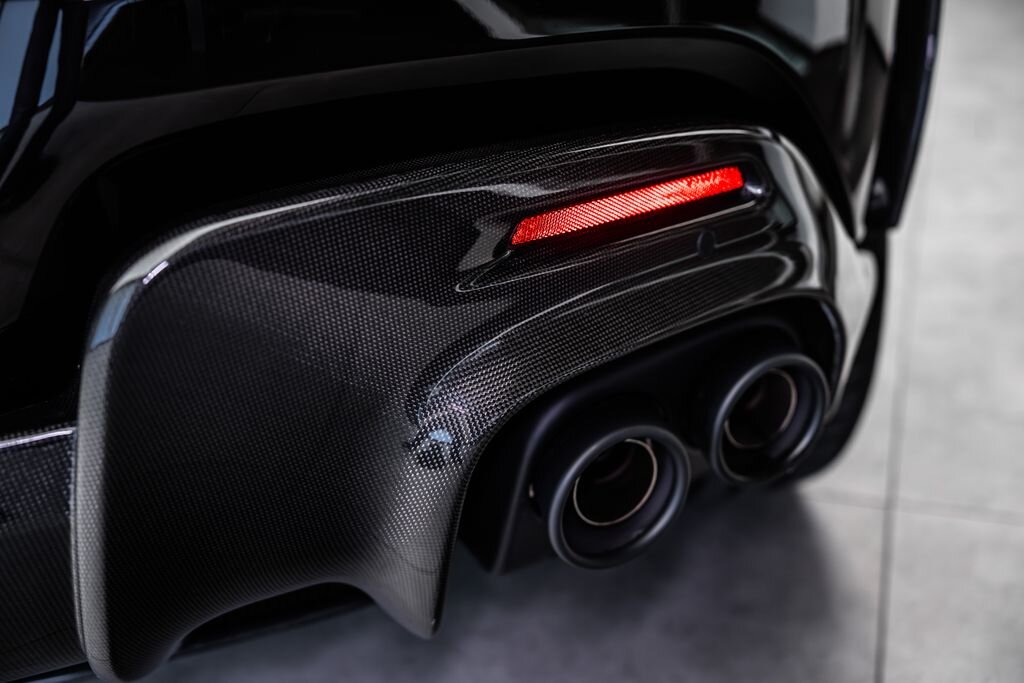 Ferrari Ostatní SUV / Terénní 6,5 l 529 kw