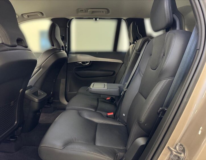 Volvo XC90 SUV 2,0 l 173 kw