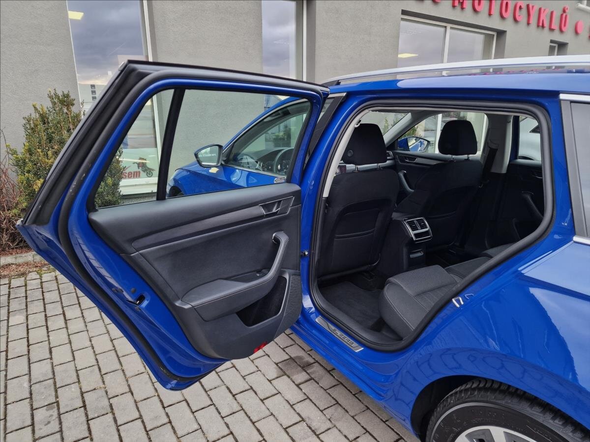 Škoda Superb Kombi 1,5 l 110 kw