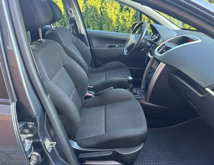 Peugeot 207 21