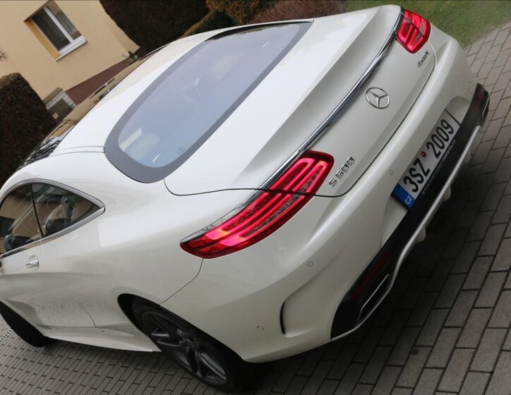 Mercedes-Benz Třídy S Kupé 4,7 l 335 kw