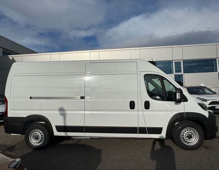 Toyota Proace Max 4