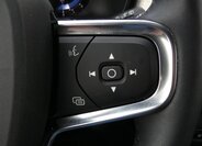 Volvo XC40 SUV / Terénní 2,0 l 120 kw