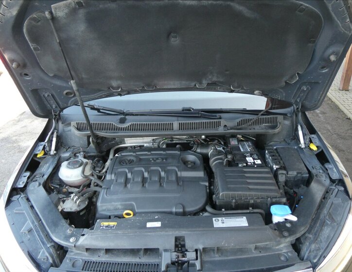 Volkswagen Touran MPV 2,0 l 110 kw
