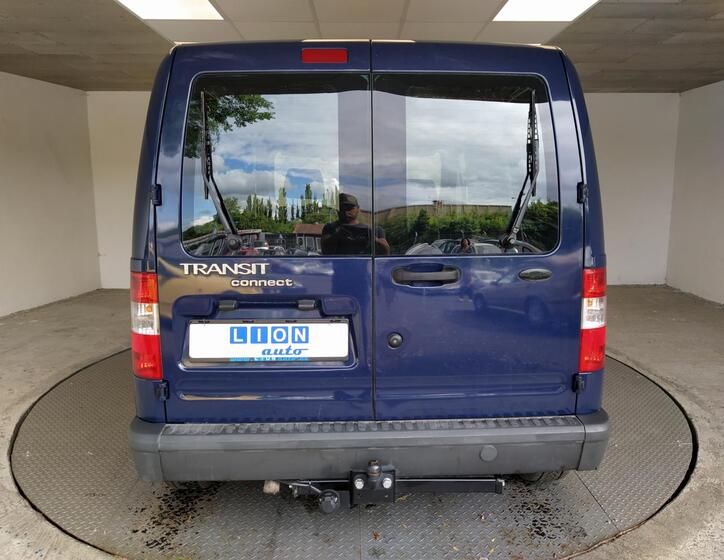 Ford Transit Connect 6