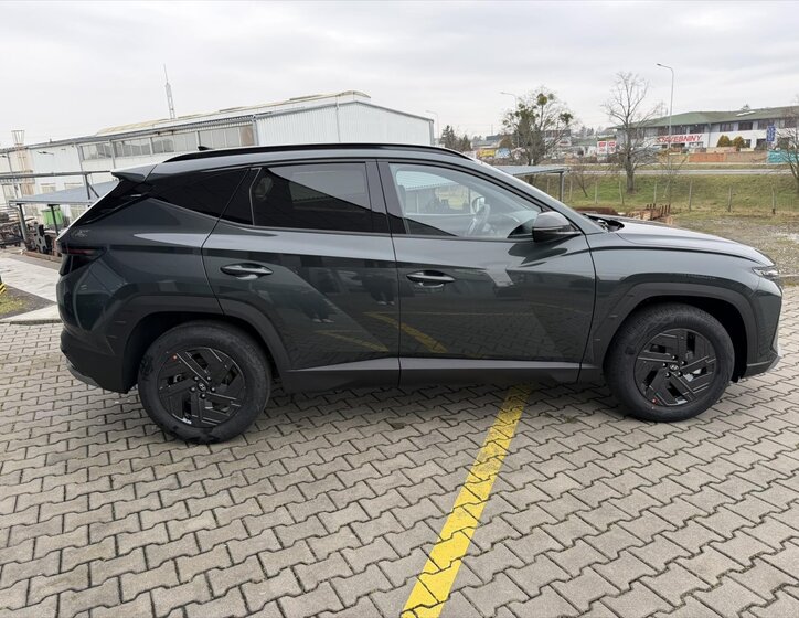 Hyundai Tucson SUV 1,6 l 110 kw