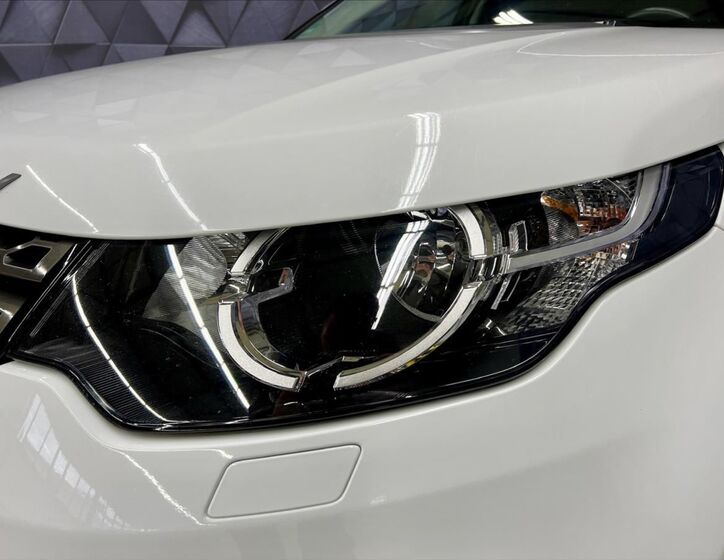 Land Rover Discovery 8