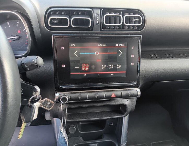 Citroën C3 Aircross SUV / Terénní 1,2 l 61 kw