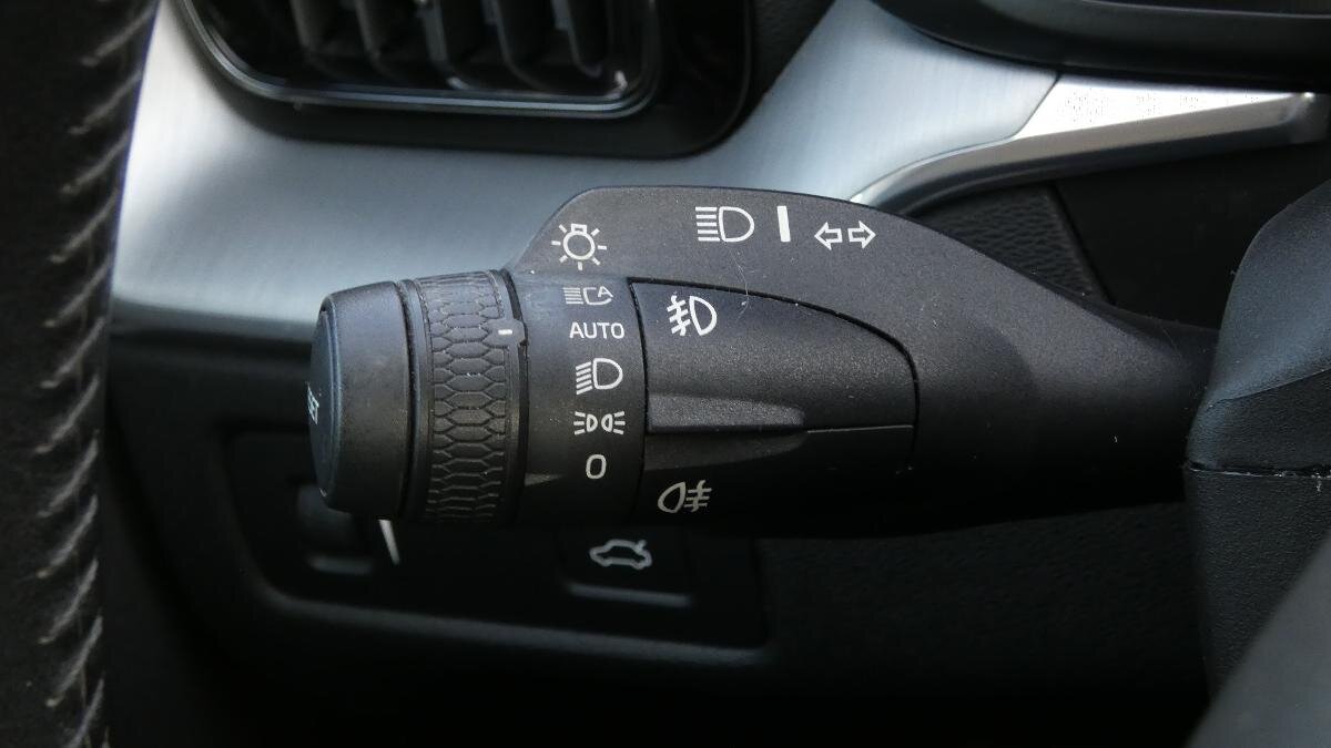 Volvo XC60 SUV / Terénní 2,0 l 140 kw