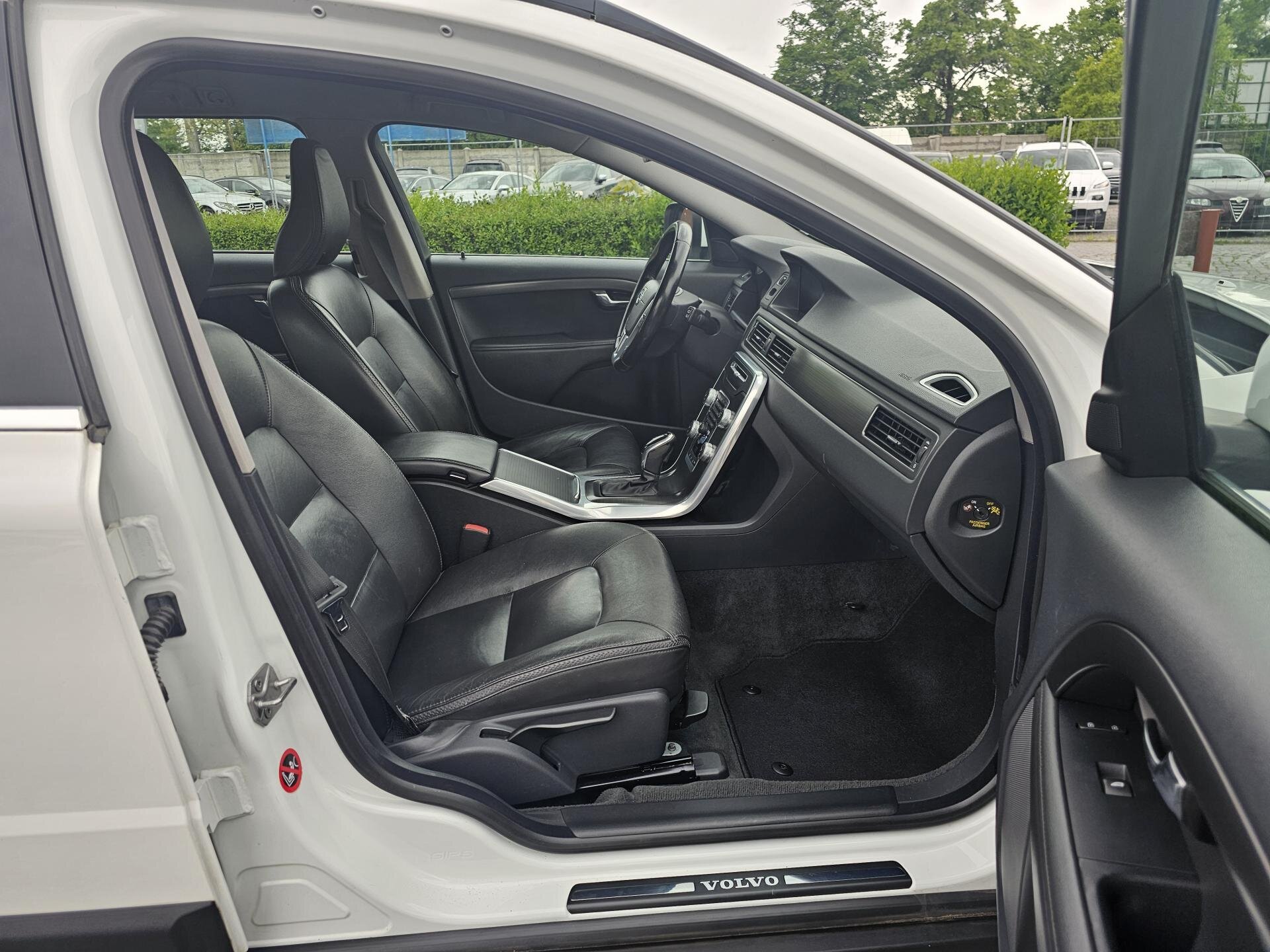 Volvo XC70 Kombi 2,0 l 133 kw