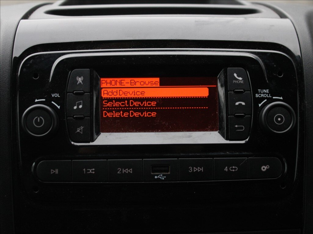 Opel Movano Skříň 2,2 l 103 kw