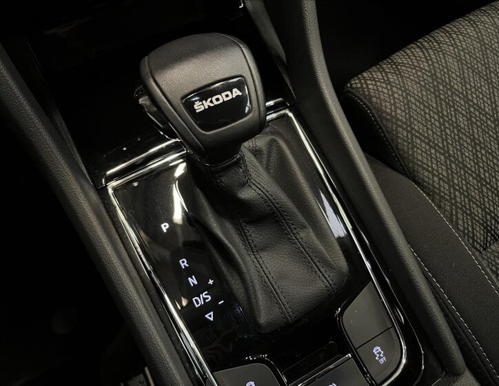 Škoda Karoq SUV / Terénní 2,0 l 85 kw