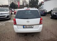Opel Zafira 4