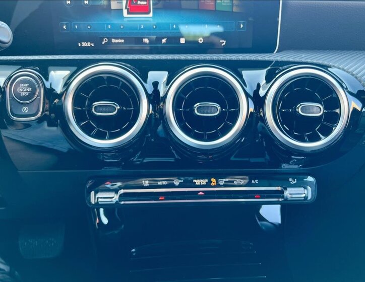 Mercedes-Benz CLA Kombi 1,5 l 85 kw