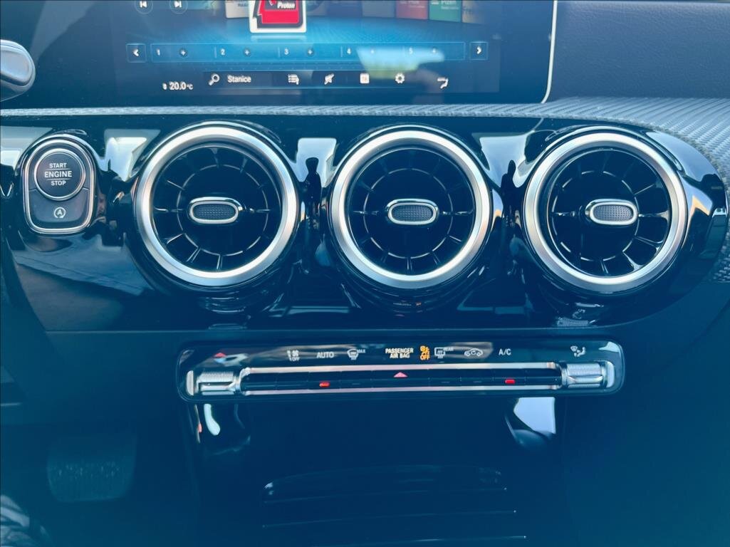 Mercedes-Benz CLA Kombi 1,5 l 85 kw