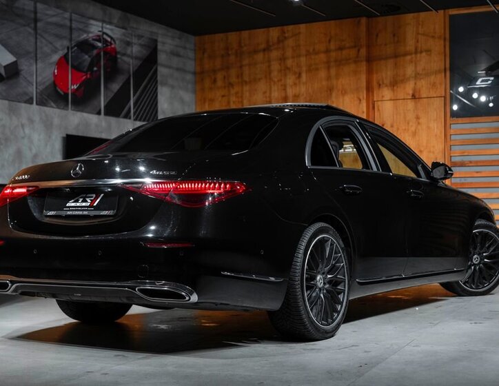 Mercedes-Benz Třídy S Sedan 2,9 l 243 kw